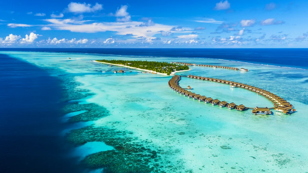 Фото отеля Pullman Maldives Maamutaa