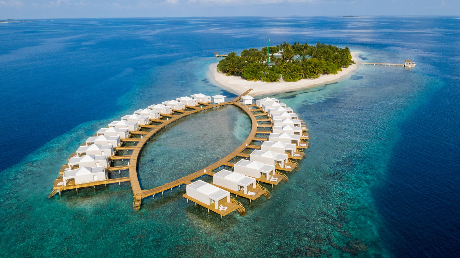 Фото отеля Sandies Bathala Maldives
