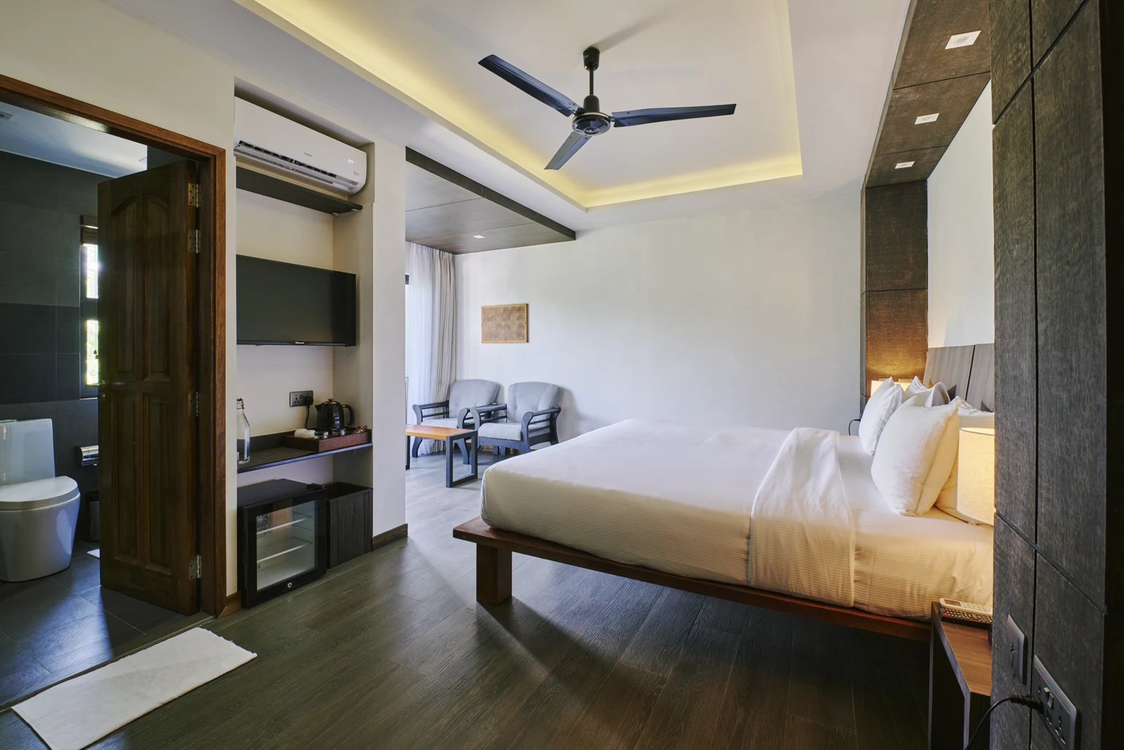 Фото отеля Ataraxis Grand & Spa
