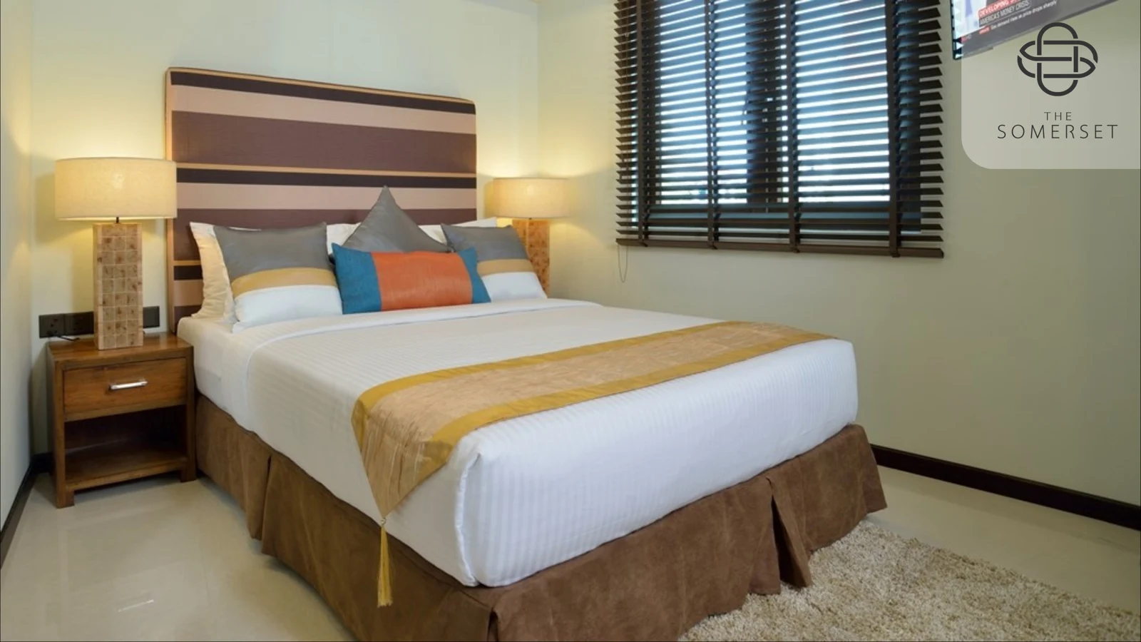 Фото отеля The Somerset Hotel
