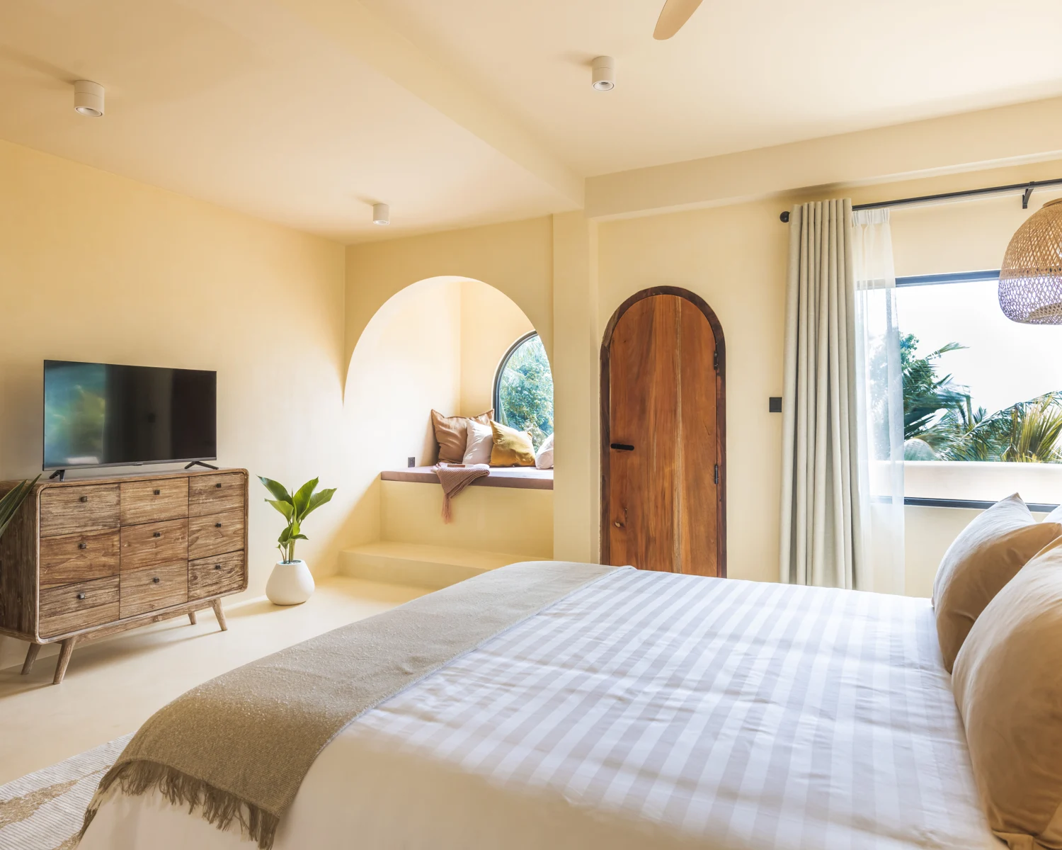 Фото отеля Isla Retreat Hotel