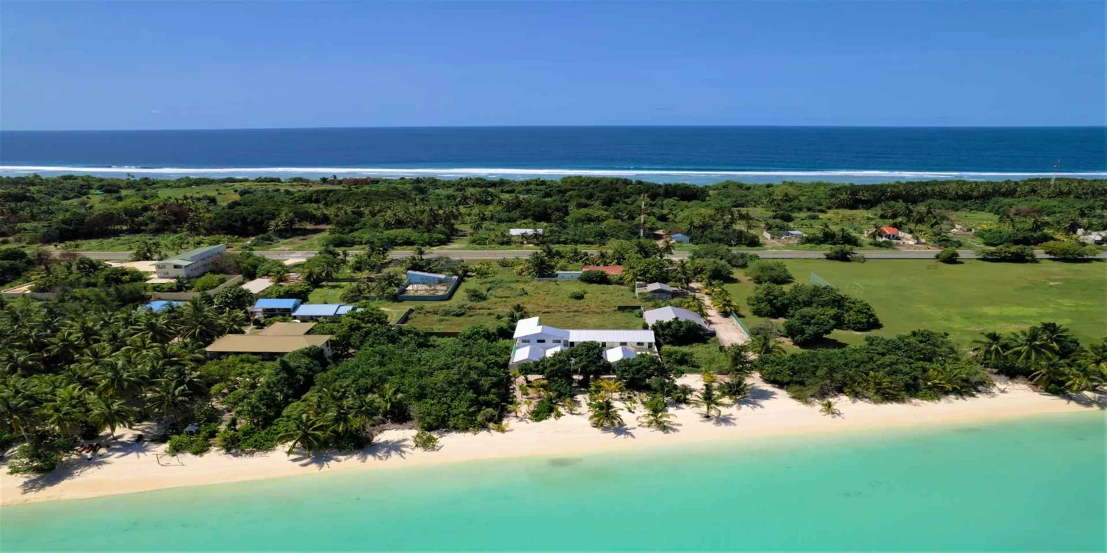 Фото отеля Clouds Beach Retreat Laamu Gan