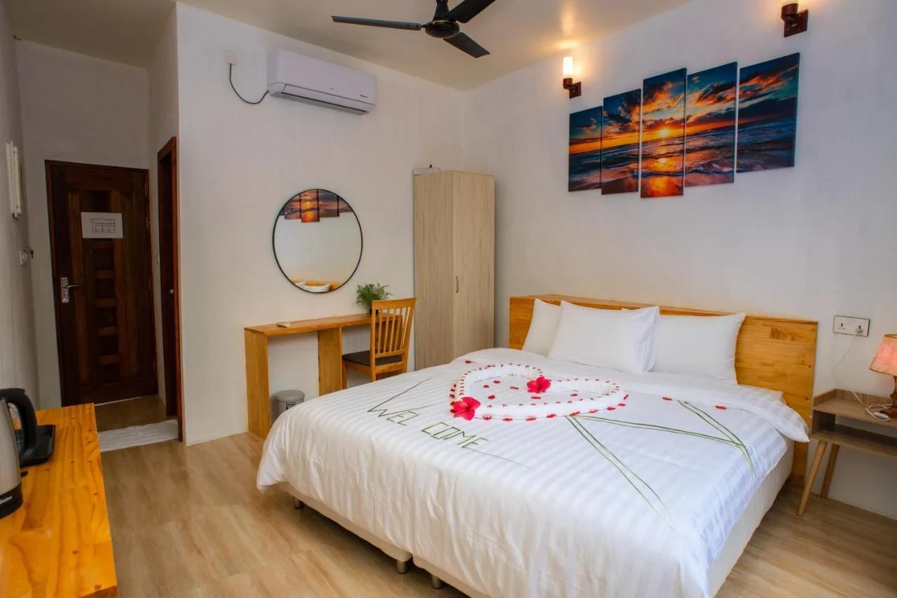 Фото отеля Finolhu Inn Dhigurah