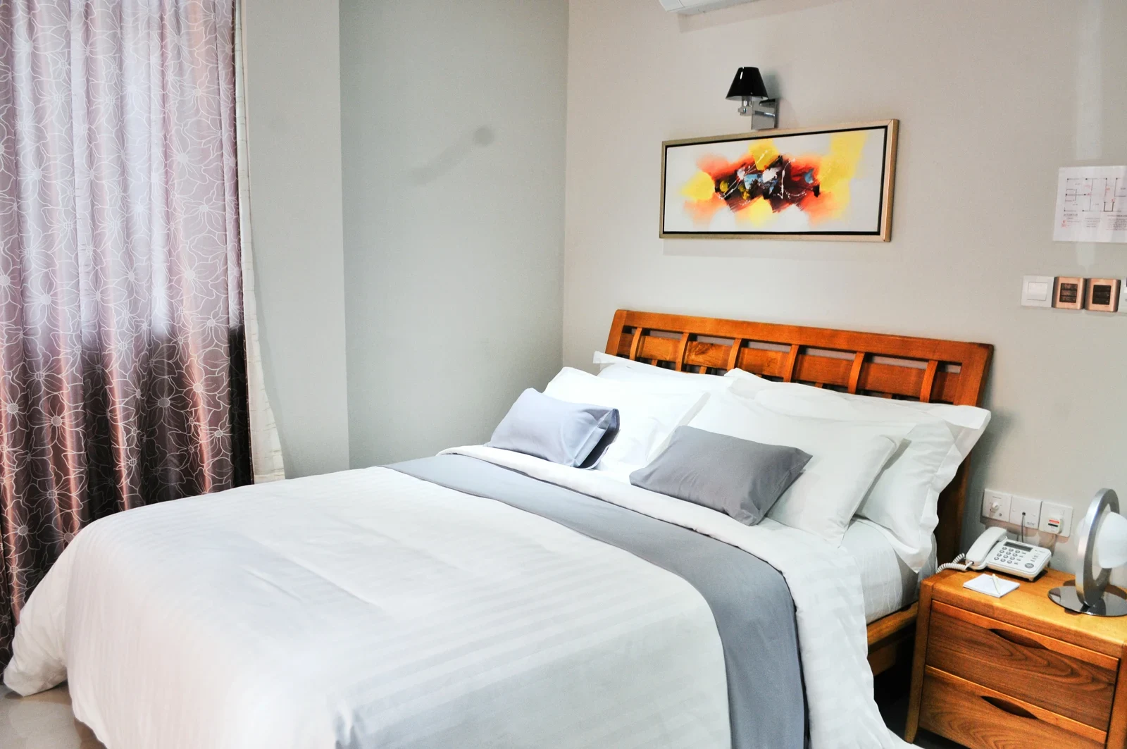 Фото отеля Airport Comfort Inn Premium