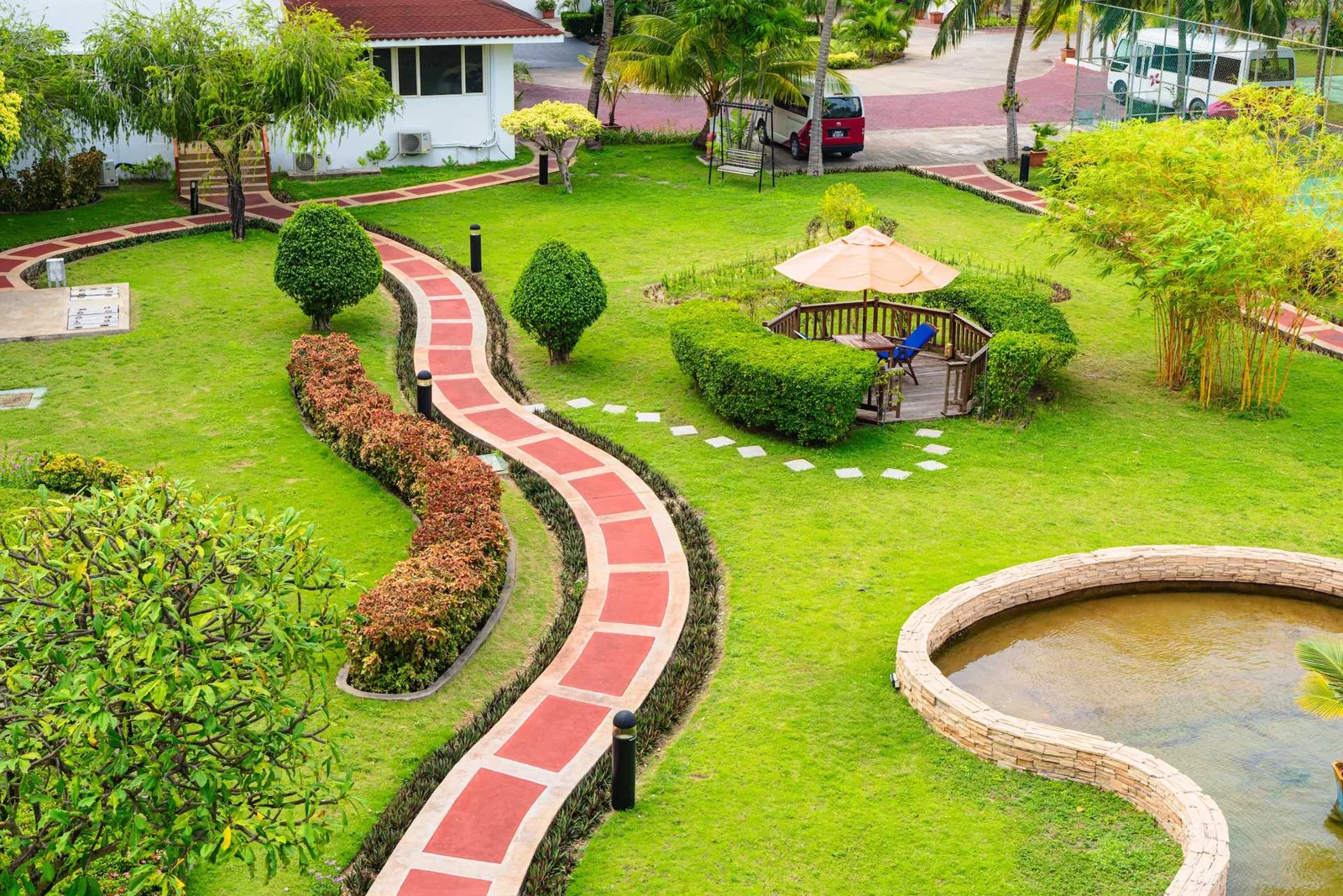 Фото отеля Hulhule Island Hotel