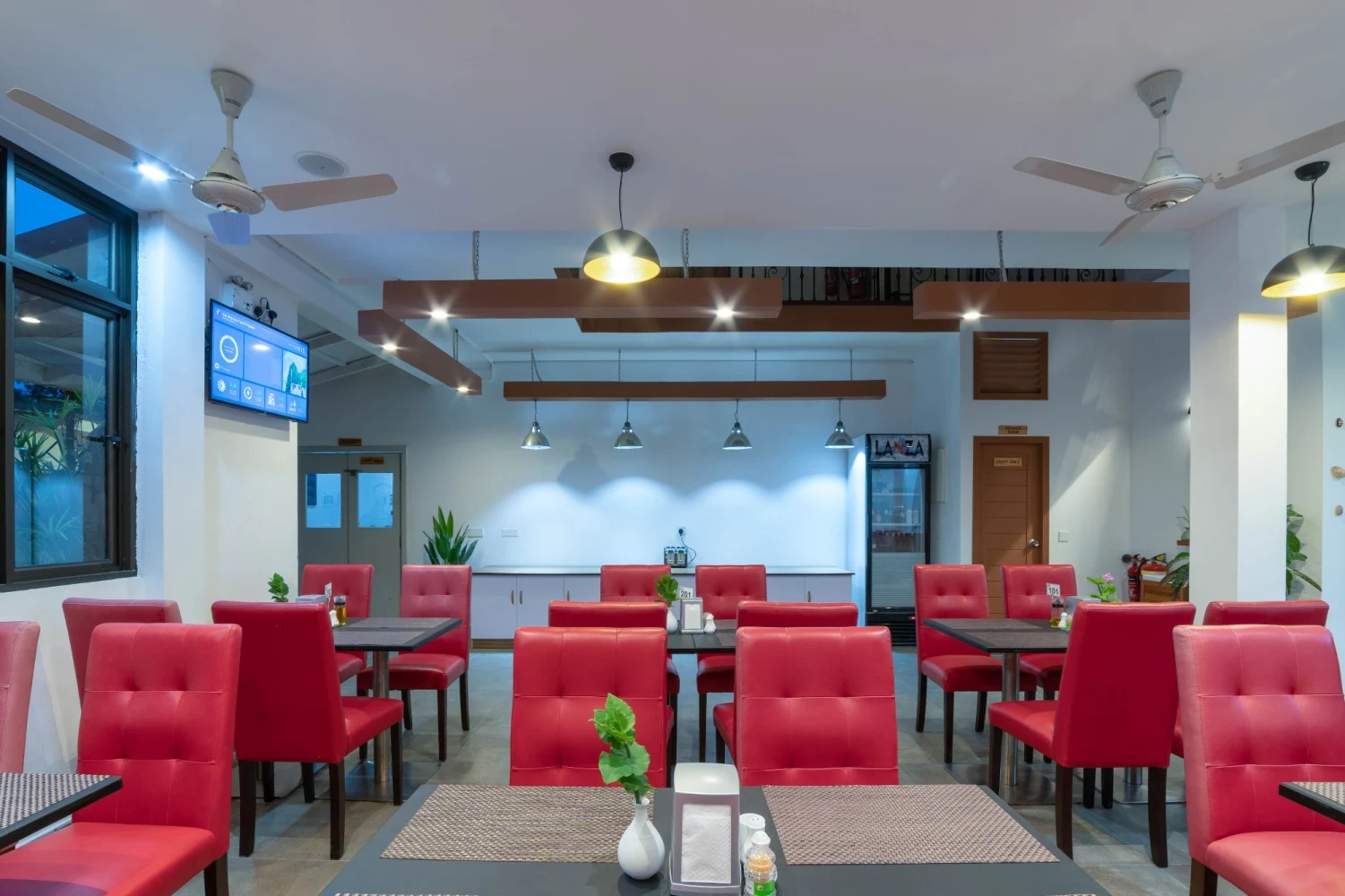 Фото отеля Paguro Beach Inn